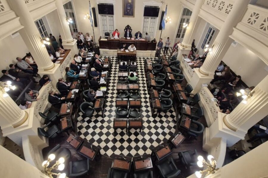 Presupuesto en Corrientes: oficialismo confía en dos tercios y define a Ricardo Colombi como ‘oficialismo atenuado’