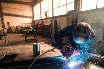 Reforma Laboral: los cambios en indemnizaciones, juicios, horas de trabajo, multas y vacaciones