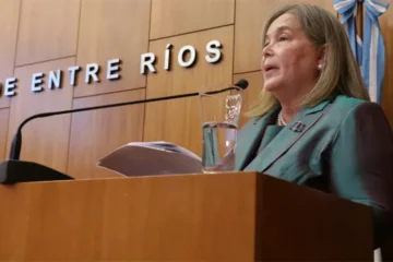 Nueva denuncia contra Medina apunta al abandono de funciones y la morosidad en la resolución de causas