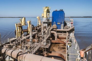 Hidrovía: el Gobierno lanza una consulta sobre una licitación clave de la gestión Milei