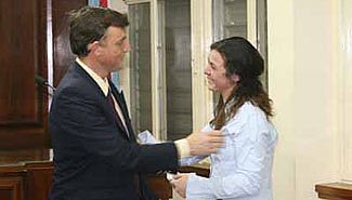 Absolvieron a joven que tuvo un bebé y lo dejó morir