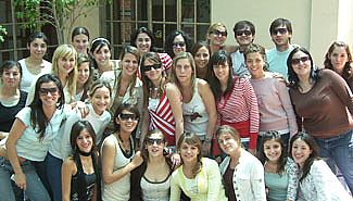 Egresará la promoción 2006 de diseñadores de la Fundación Paideia D-156