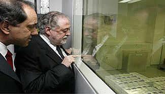 “Los genéricos eran 5 veces más baratos que los que licita el gobierno”