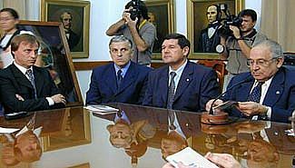 Montiel y cinco ex ministros llegan por primera vez a juicio oral y público