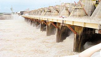 Murió el militar que inauguró Salto Grande