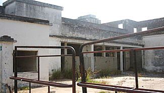 El frigorífico municipal está abandonado