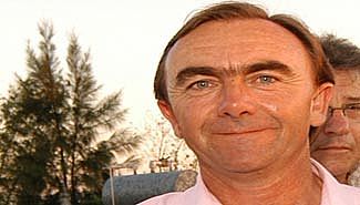 Intendente con suerte: La esposa sacó el Quini y la hija un auto