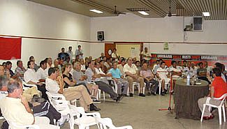 Halle llevó su propuesta a los clubes