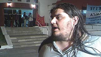 Sigue el conflicto: Estudiantes de la UADER cortaron avenida Ramírez