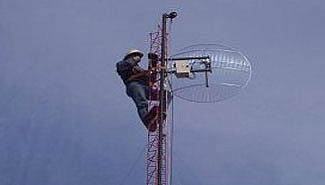 Rechazan antena en supuesto terreno del presidente de la junta de gobierno