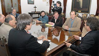 Brindan detalles del seguro público de salud