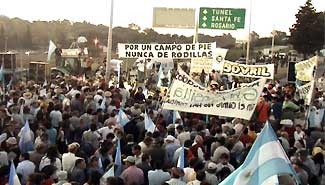 Descubren por qué se desea más fumar en ciertas situaciones