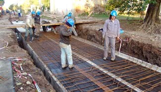 Prometen a Entre Ríos $72 millones para obras viales y en escuelas