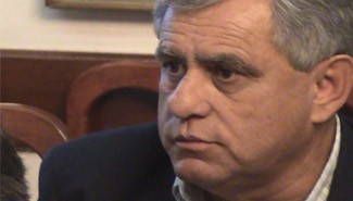 Acusan a Cristina de hacerse llevar los diarios al Calafate en avión estatal