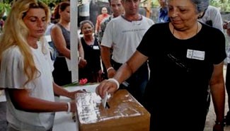 Por las elecciones el Iosper atenderá hasta las 17