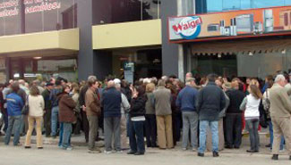 La Afip denunció a Waigel por insolvencia fiscal fraudulenta