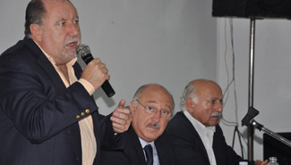 Busti y Federik hablaron de la Constitución reformada