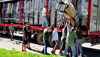 Llegó mobiliario nuevo para 3000 alumnos de escuelas entrerrianas