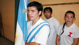 Impulsan becas para alumnos destacados