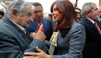 Mujica pidió que se levante el corte y CFK dijo que es un tema de la Justicia