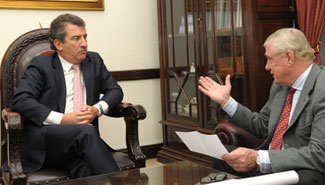 Cresto dice tener la solución para inundados pero no la contó