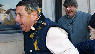 Los que se solidarizaron con De Angeli y Buzzi