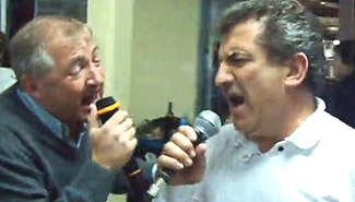 El gobernador Urribarri cada día canta mejor