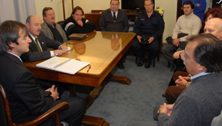 Ministro recibió a representantes de CTA luego de atentado