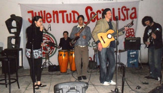 La Juventud Socialista tuvo su recital solidario