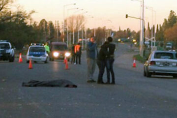 Nogoyá: una mujer murió tras ser arrastrada varios metros por un auto