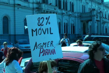 Docentes volvieron a llevar sus reclamos al CGE