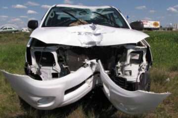 Viale: una camioneta despistó y chocó