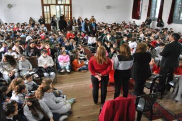 Paraná lanzó "El turismo va a la Escuela"