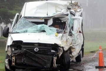 Santa Fe: al menos doce maestros murieron al chocar una combi