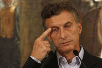 Los docentes del todo el país vuelven a marchar contra Macri