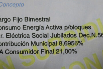 Piden separar los impuestos municipales de la boleta de la luz