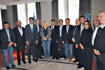 El acuerdo con el FMI divide a gobernadores (Bordet apoya con reservas)