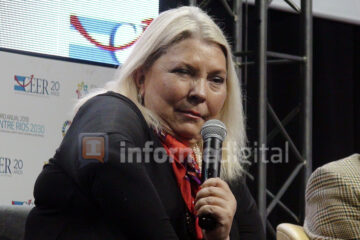 Carrió se burló de los radicales y la UCR la acusó de aportar a Cambiemos “menos que las propinas que deja”