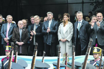 Macri ordena frenar interna Carrió-UCR para evitar ruptura (tras dichos de Carrió en Entre Ríos)