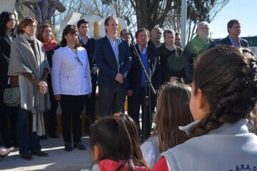 Bordet sostendrá las escuelas Ninas que inició Urribarri