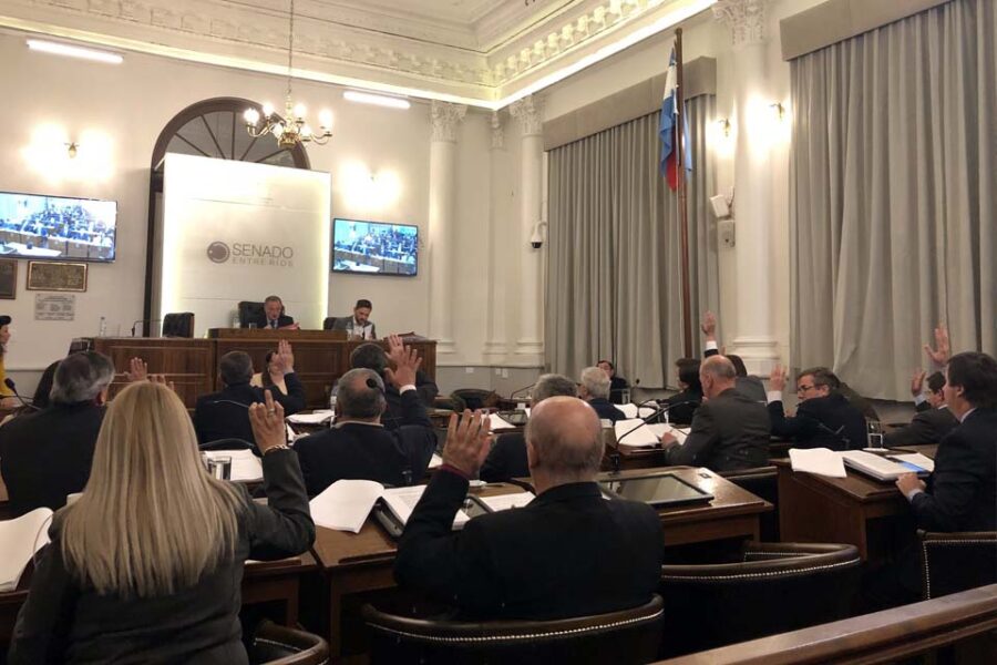 Senado dio media sanción a que Bordet pueda adelantar en 2019