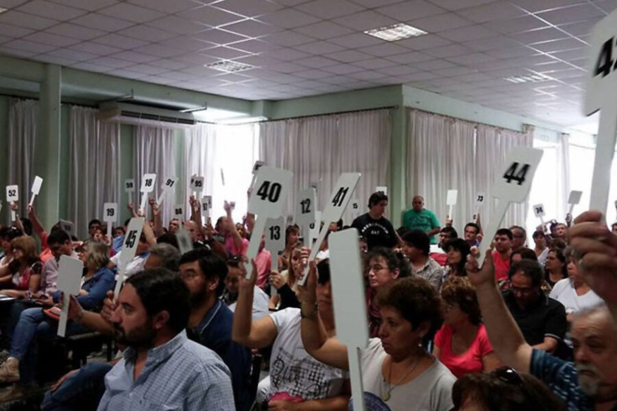 Se desarrolla debate clave en Congreso de Agmer