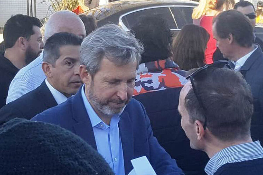 Trabajadores le pidieron a Frigerio por fondos para el IAPV