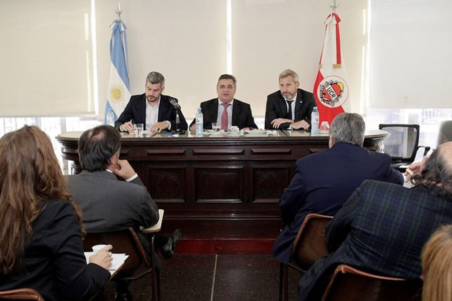 Macri fondea provincias y deberá activar policía “antiabstención” (entrerriano Frigerio se reunió con diputados radicales)