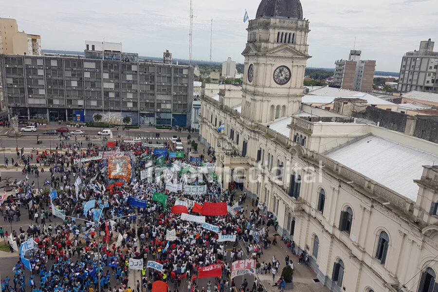 Masivo rechazo al ajuste de Macri en Entre Ríos