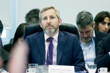 Por el acuerdo con el FMI, el PJ reclama cambios en el proyecto de presupuesto (mencionan al entrerriano Frigerio)