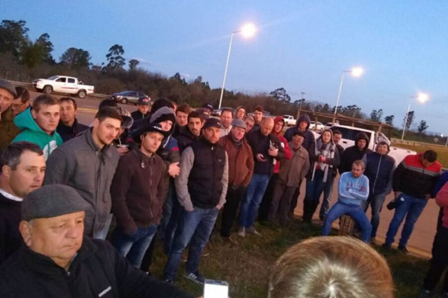 Productores citrícolas vuelven a la ruta 14