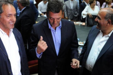 Massa y Scioli se mostraron juntos en Tucumán