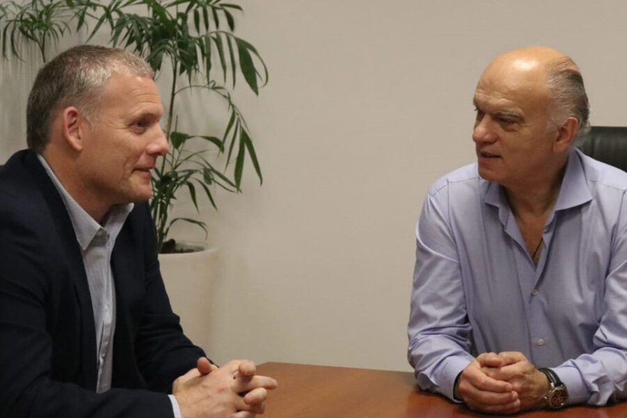 Intendente muy cercano a Macri y Vidal respalda al rival de Varisco