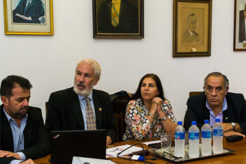 Radicales proponen congelar sueldos de diputados provinciales